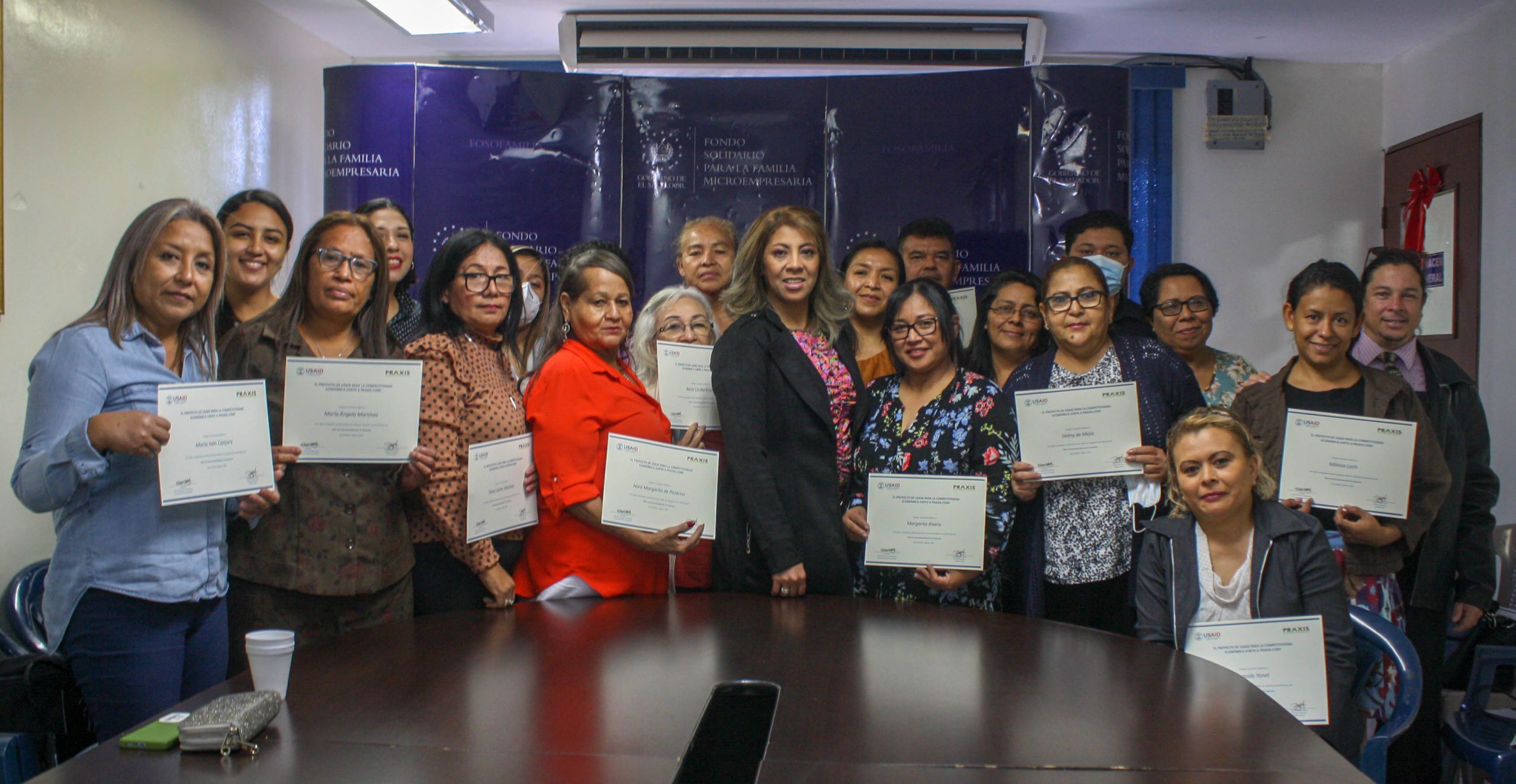 CLAUSURA: TALLER DE EXPORTACIÓN DE PRODUCTOS SALVADOREÑOS